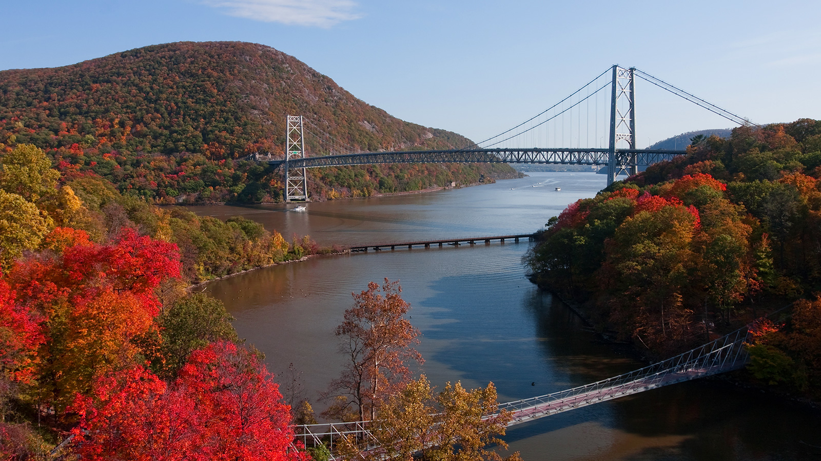 hudson-valley-bridge